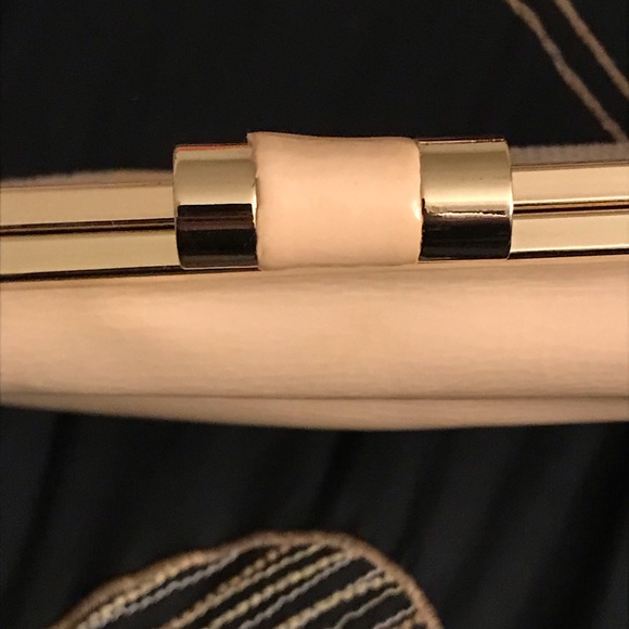 Bebe Clutch - Picture 3 of 7